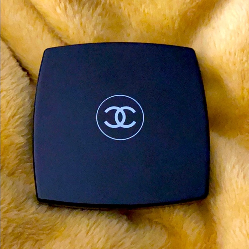 Chanel compact mirror - without pouch or box